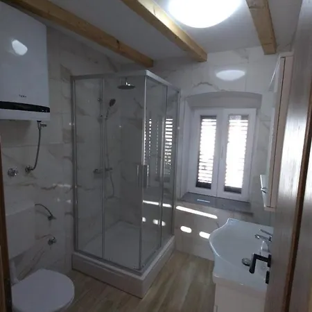 Ivana Апартаменти Трогір