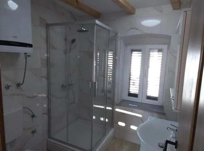 Ivana Appartamento Traù